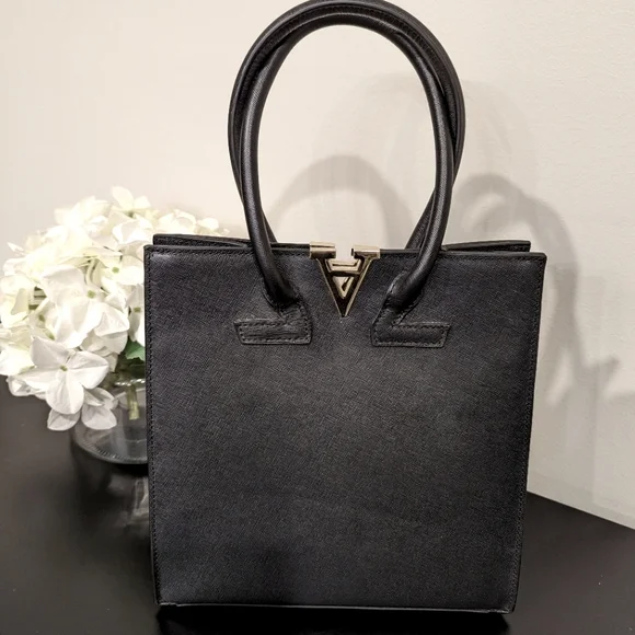Black Leather Tote - Picture 1 of 4